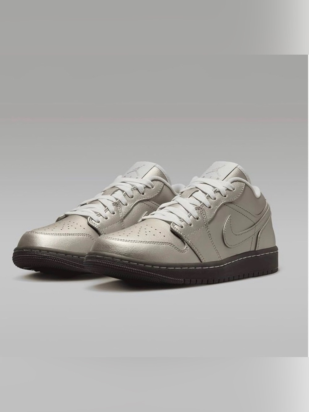 Air Jordan 1 Low "Metallic Zinc" — Women's Sz 8.5 — Like New